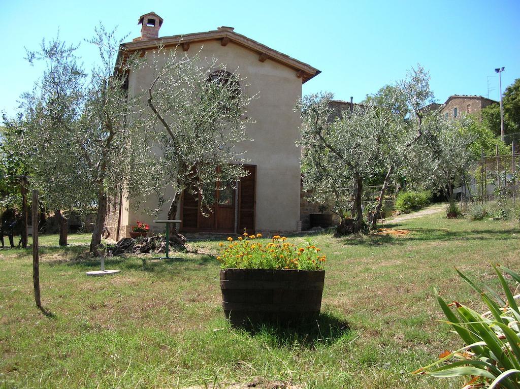 Casa Vacanze Porta Vecchia Villa Montalcino Cameră foto